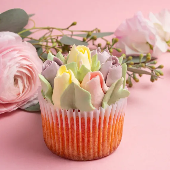 Капкейк «Тюльпаны»