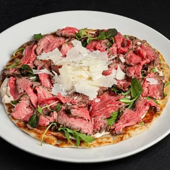 ЛЕПЁШКА РОТИ ПАРАТА С РОСТБИФОМ